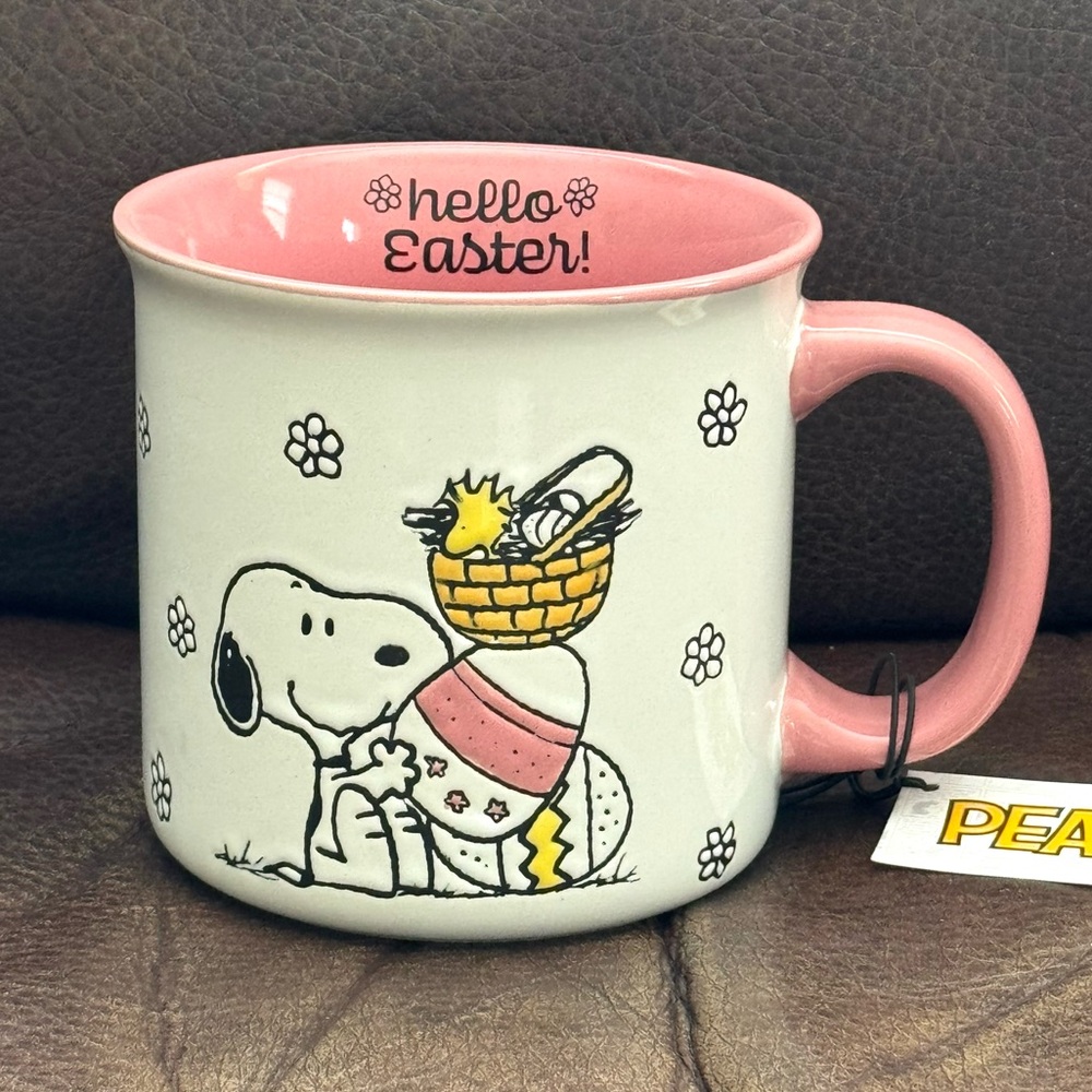 Hello Easter! - Peanuts Snoopy & Woodstock with Easter Eggs Ceramic Mug